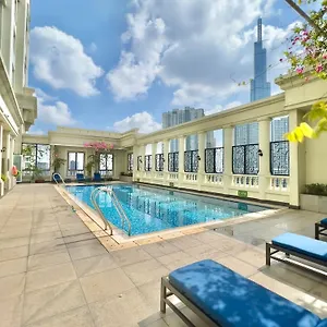 Diny - Rooftop Pool - The Manor 2 Hô Chi Minh-Ville
